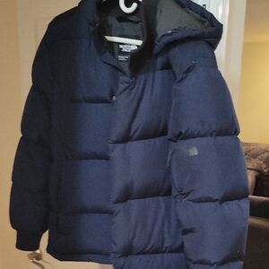 The North Face Men's Navy Puffer Jacket